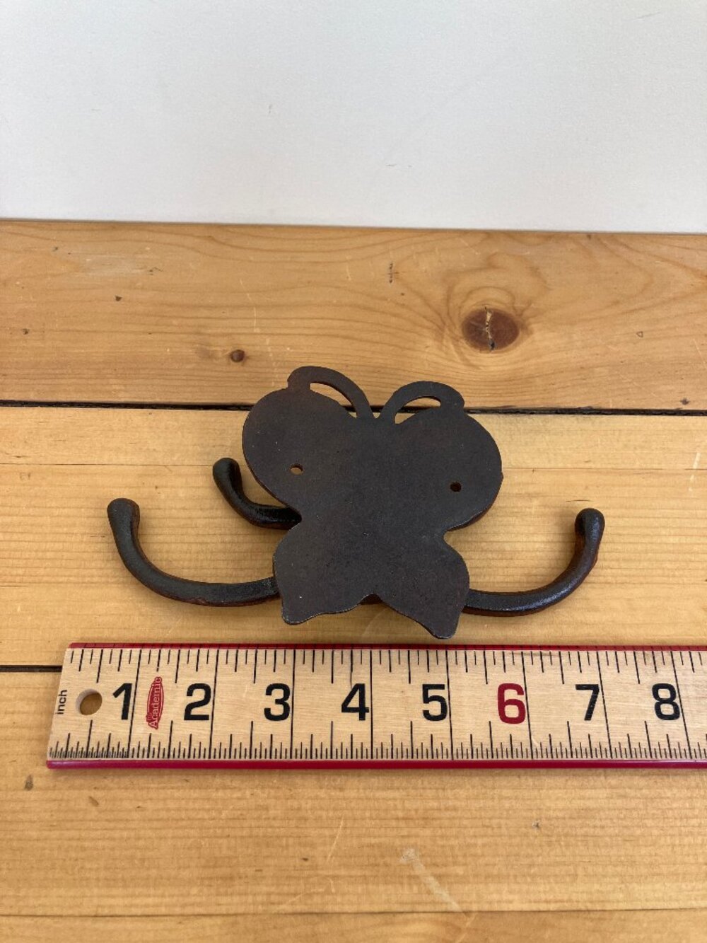 Butterfly Cast Iron Wall Mounted Hook Coat Clothing 4-Hooks - Picture 5 of 5